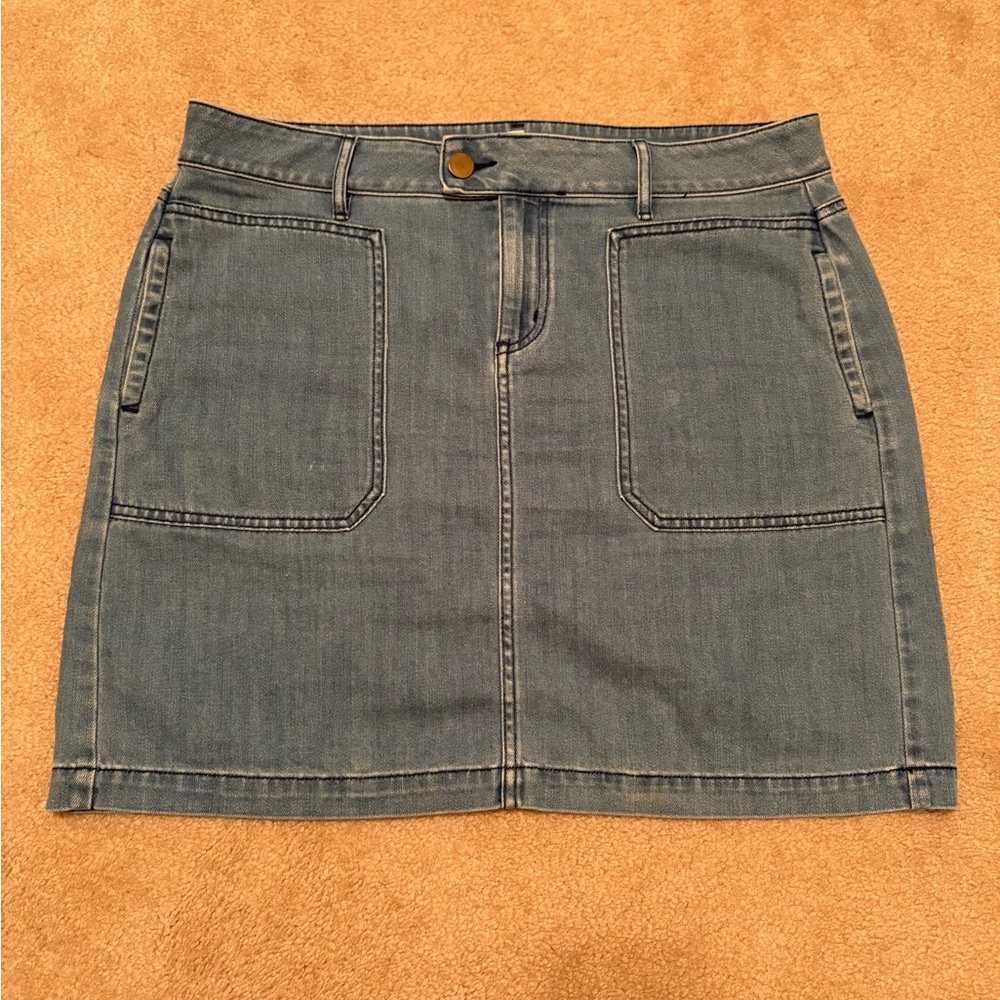 LOFT soft denim Mini Skirt size 14 summer girly casual classic